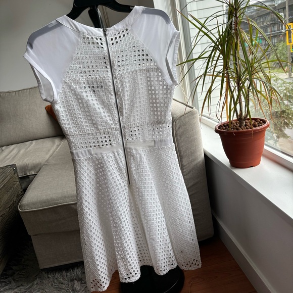 Sam Edelman Women's Embroidered Short white dress size 6 - Picture 10 of 14